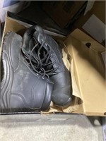 size: 9.5 us, tiger menâ€™s safety boots