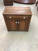 Early softwood washstand. 29 x 16 x 28