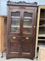 ANTIQUE CUBOARD