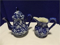 8" BLUE AND WHITE TEAPOT AND PITCHER
