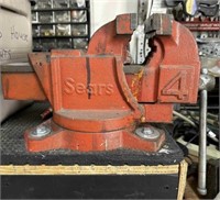 Vintage Sears 4in Bench Vise