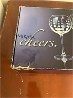 MIKASA CHEERS WINE GLASSES 4 IN ORIGINAL PACKAGING