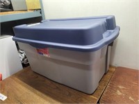 Rubbermaid Blue TOTE@20inWx32inLx18inH