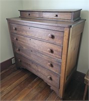 Early 2 over 4 drawer 41"18"44"