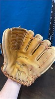 Field Master R28 Baseball Glove