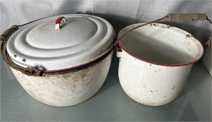 Large vintage enameled white and red stock