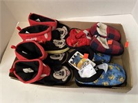 Group Lot Kids Slippers (Mickey Mouse, etc)