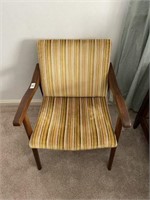 Mid-Century Arm Chair