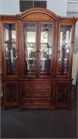 Lighted hutch