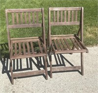 Folding Outdoor Chairs (Needs repair)