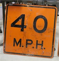 30" x 30" 40 mph metal sign