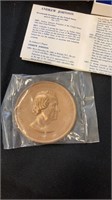 Andrew Johnson coin(1865) / statue