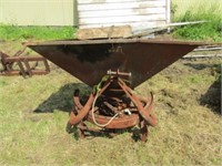 3pt. Spreader 540 PTO 36w x 51in. D Top Area