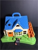 Vtg. Fisher Price House with People (3)