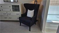 WINGBACK CHAIR