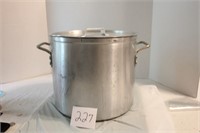 STAINLESS STEEL CHILI POT 12X10.5"