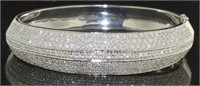 18kt Gold Brilliant 7.11 ct Diamond Cuff Bracelet