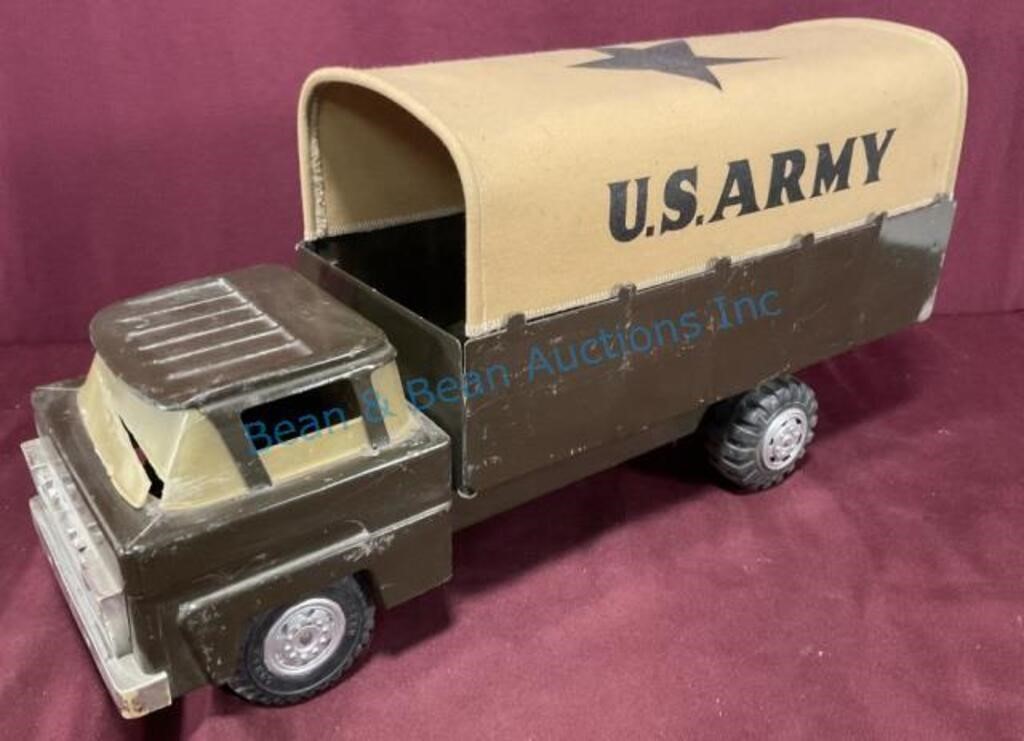 Lumar army truck