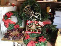 Lot Christmas wreaths