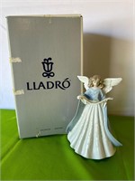 Lladro Made in Spain - Singing Angel Figurine