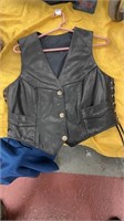 Woman’s leather vest no size but smaller with