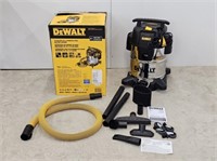 DEWALT  10 GALLON WET/DRY VACUUM - LIKE NEW