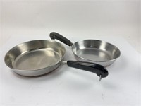 Paul Revere 2 frying pans  8",9" diameters, 2"