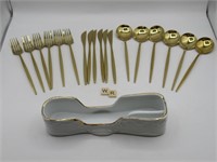 SET OF GOLD COLOURED STAINLESS FLATWARE