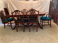 Duncan Phyfe Dinning Table & 6 Chairs
