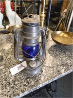 VINTAGE BLUE GLOBE KERSOSENE LANTERN