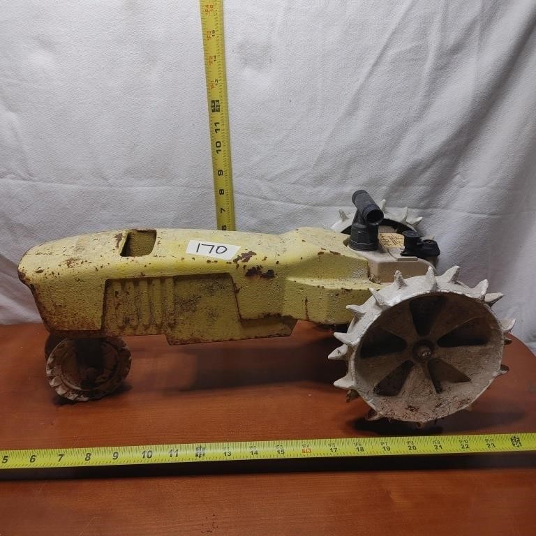 CAST IRON LAWN TRACTOR SEE PICS MISSING PARTS