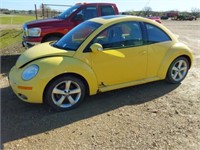 2007 Volkswgon Beetle, miles showing, sunroof,