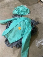 Welding clothing lot, mixed sizes and condition