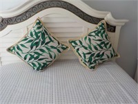 Throw Pillows