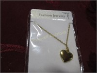 Fashion Jewellery - heart necklace