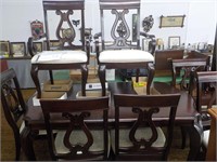 Beautiful Broyhill Dining room table/8 chairs/lg.