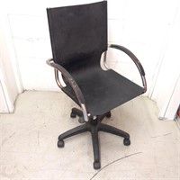 Rolling office chair black