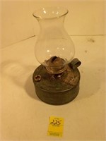 Metal kerosene lamp