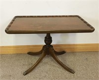 DUNCAN PHYFE STYLE SIDE TABLE