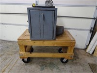 Wheeled Cart with Blower - Cart has 6" Castors