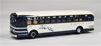 CORGI 1942 GMC GREYHOUND BUS