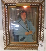 ELVIS PICTURE IN LIGHTED FRAME