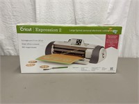 Cricut Expression 2 electronic cutting machine