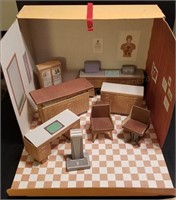 Remco Littlechaps Foldaway Doll House Dr's Office