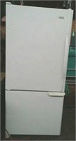 Amana Refrigerator With Lower Freezer