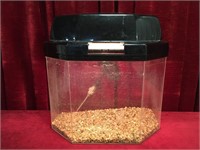 Small Plastic Aquarium - 16" x 9" x 16"