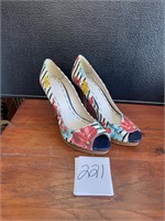 women's high heels size 8