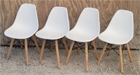 (4) White Mid Century Modern Shell Chairs