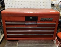 WATERLOO PROFESSIONAL TOOL BOX, 26" X 12" X 15"