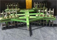 ERTL John Deere disc